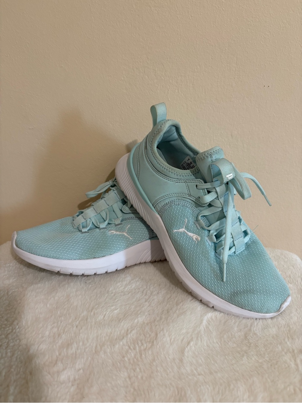 Puma Women’s Mint Green Athletic Sneakers